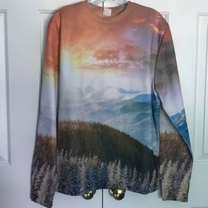 mountain scenery crew neck